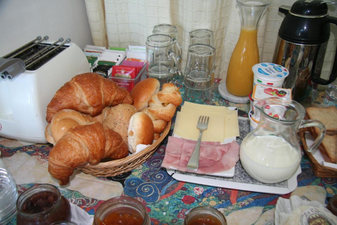 אקווי טרמה B&B Maggiora 131 מראה חיצוני תמונה