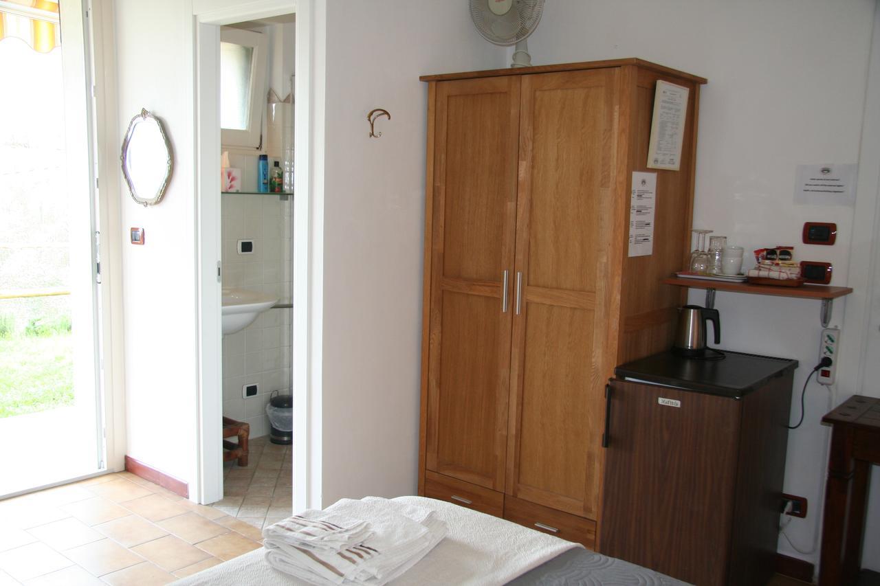 אקווי טרמה B&B Maggiora 131 מראה חיצוני תמונה
