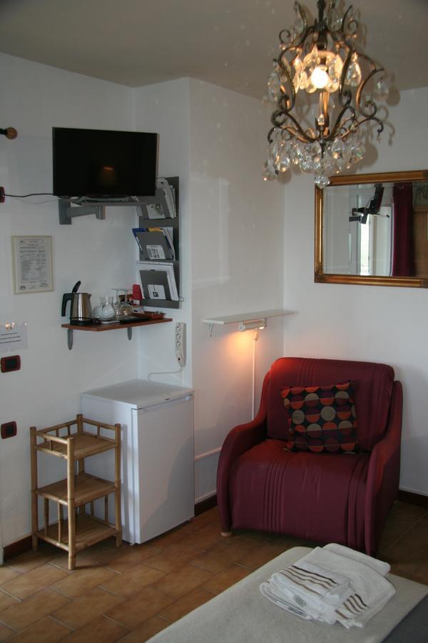 אקווי טרמה B&B Maggiora 131 מראה חיצוני תמונה